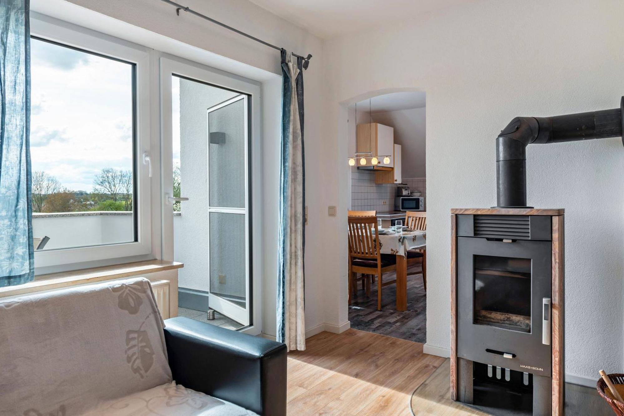 Apartmán Arnold Laubbach Ostrach Exteriér fotografie